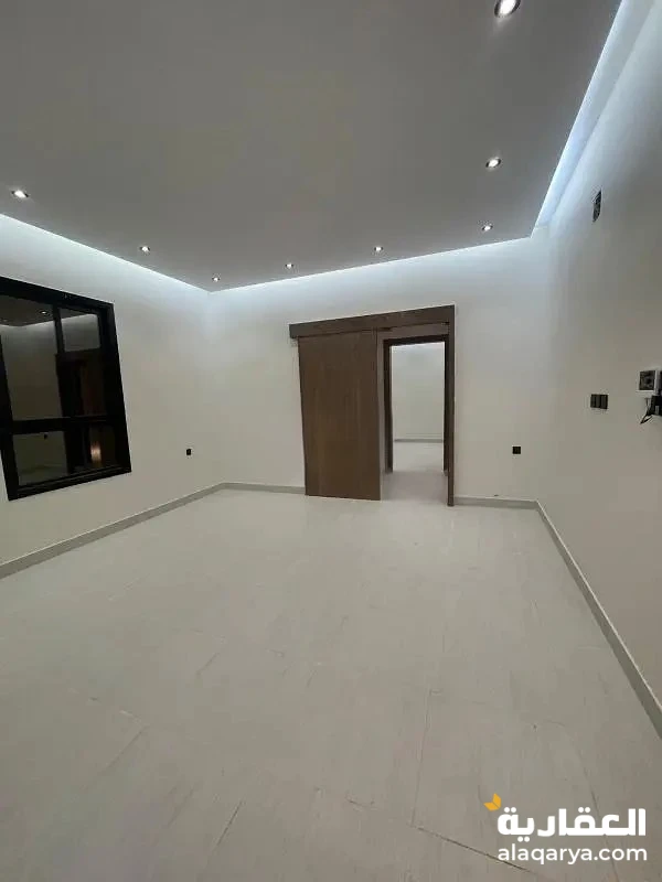 #دور فاخر للبيع بحي الجنادرية