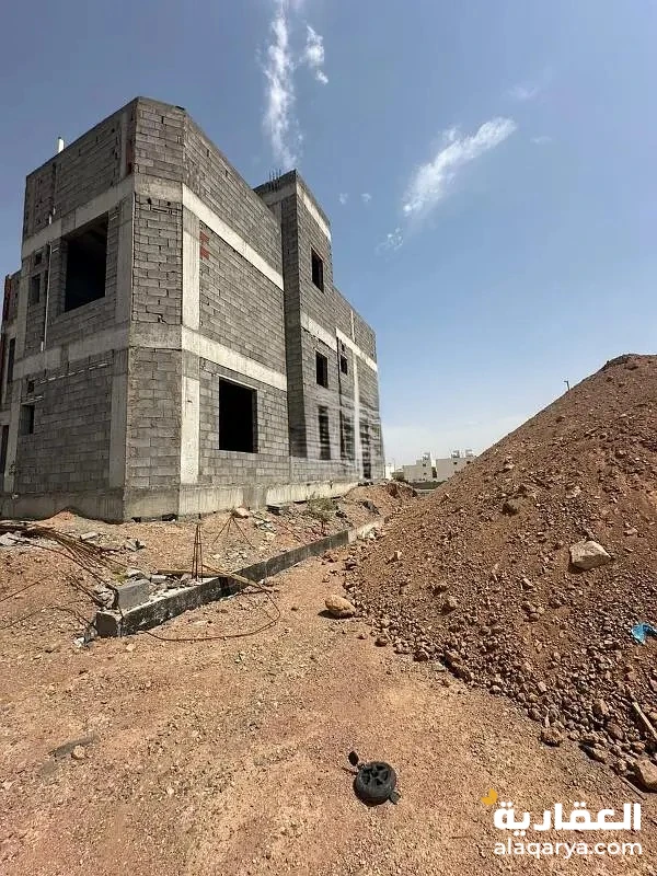 #فيلا عظم للبيع في الدفاع، المدينة المنورة