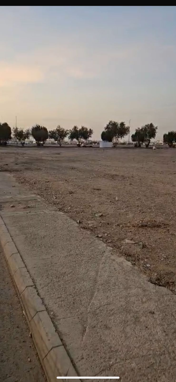 ارض تجاريه سكنيه للبيع او للاستثمار