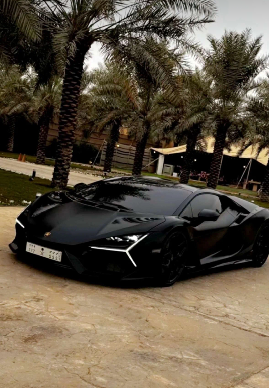 فلة للبيع حي الأجواد